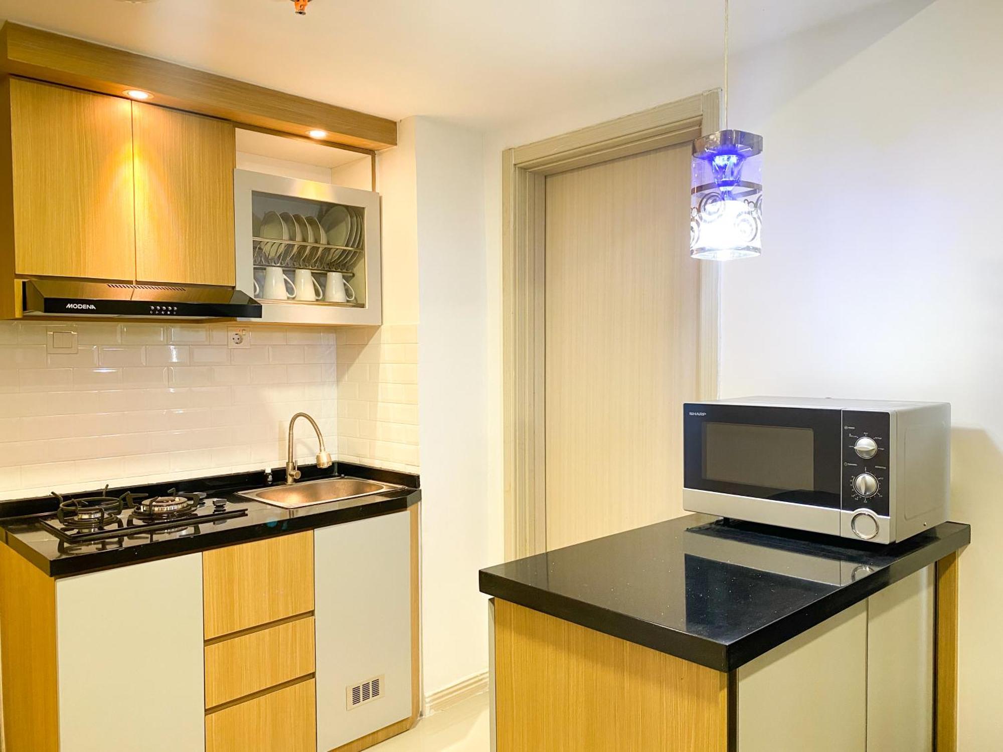 Comfortable 2Br At 25Th Floor Meikarta Apartment By Travelio Cikarang Eksteriør billede